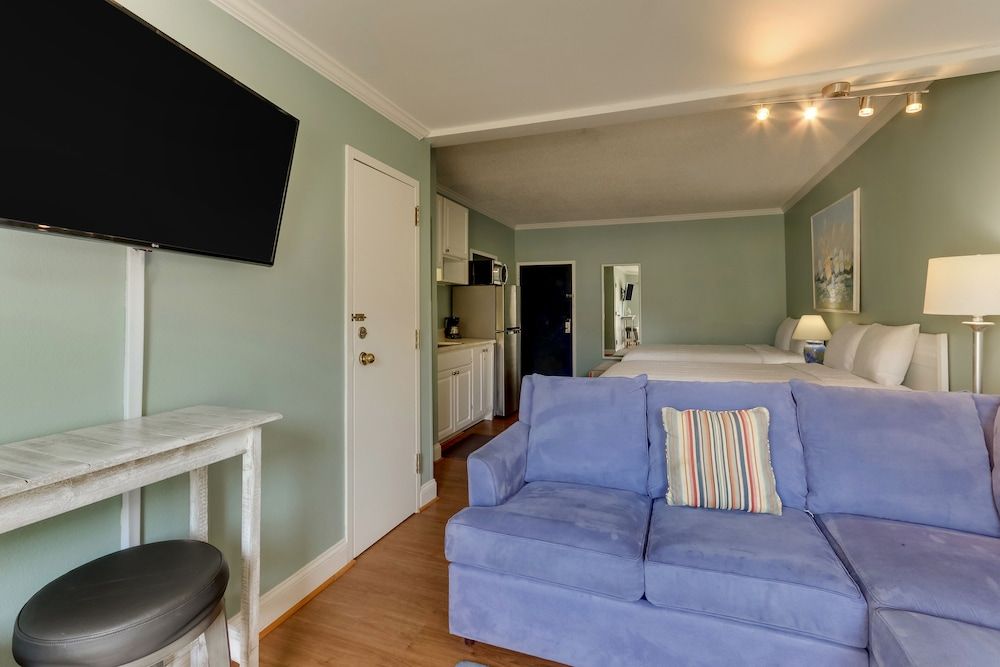 Palm Suites - photo 18
