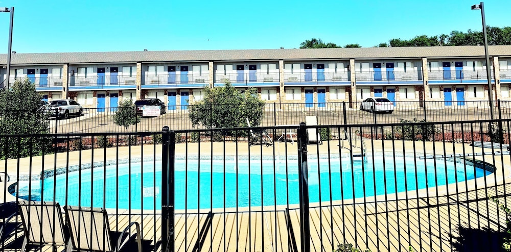 Shiloh Inn - photo 13