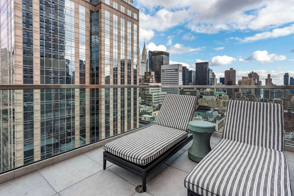 The Draper New York Tapestry Collection by Hilton - photo 10