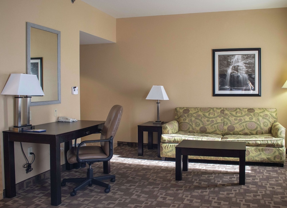 Hampton Inn & Suites Knoxville North I 75 - photo 26