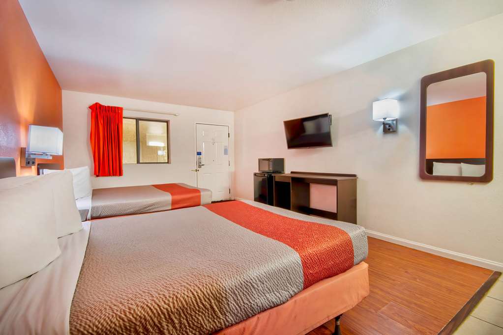 Motel 6 Santa Nella CA Los Banos - photo 10