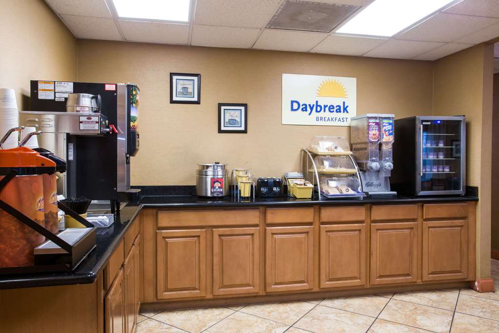 Days Inn by Wyndham Ormond Beach - photo 20
