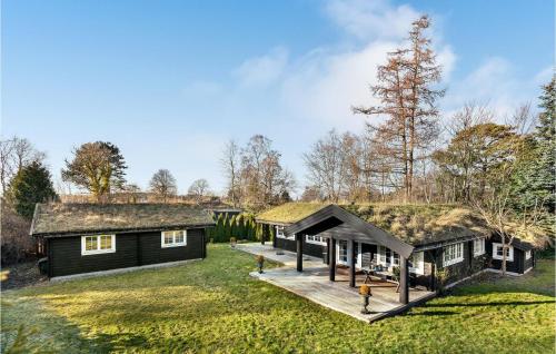 3 Bedroom Cozy Home In Hornbæk — 5-Star Luxury Hotel in Hornbaek, Denmark