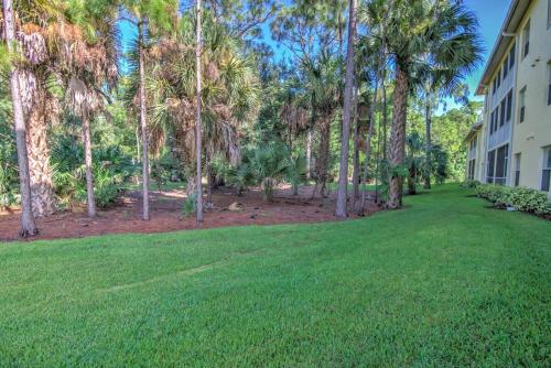 Coral Falls of Lely w Tiki Huts & Heated Pool - photo 11