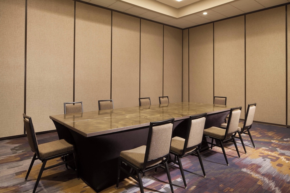 Dallas Fort Worth Airport Marriott - photo 58
