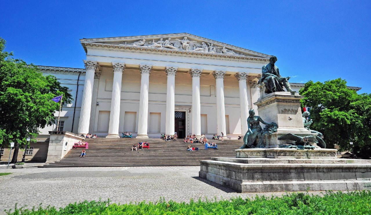 ELTE Peregrinus Hotel - last minute hotel in Budapest