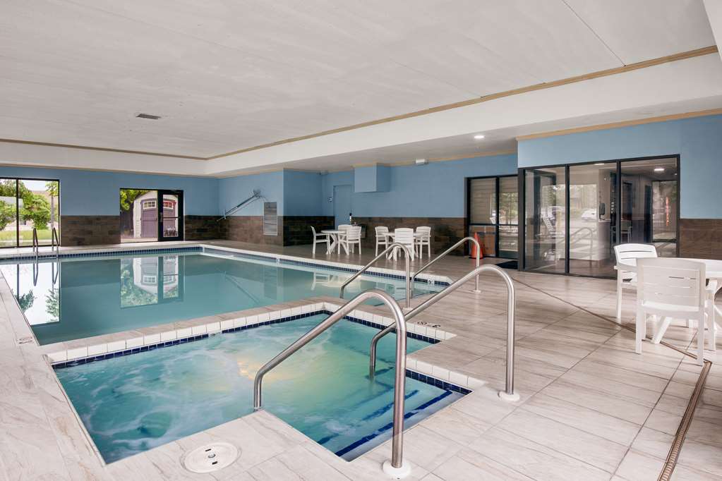 Best Western Waukesha Grand - photo 39