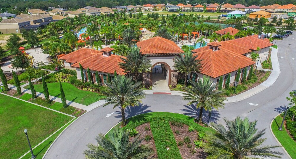 6 Bedrooms 5 Bathrooms Solterra 4193 Od - photo 69