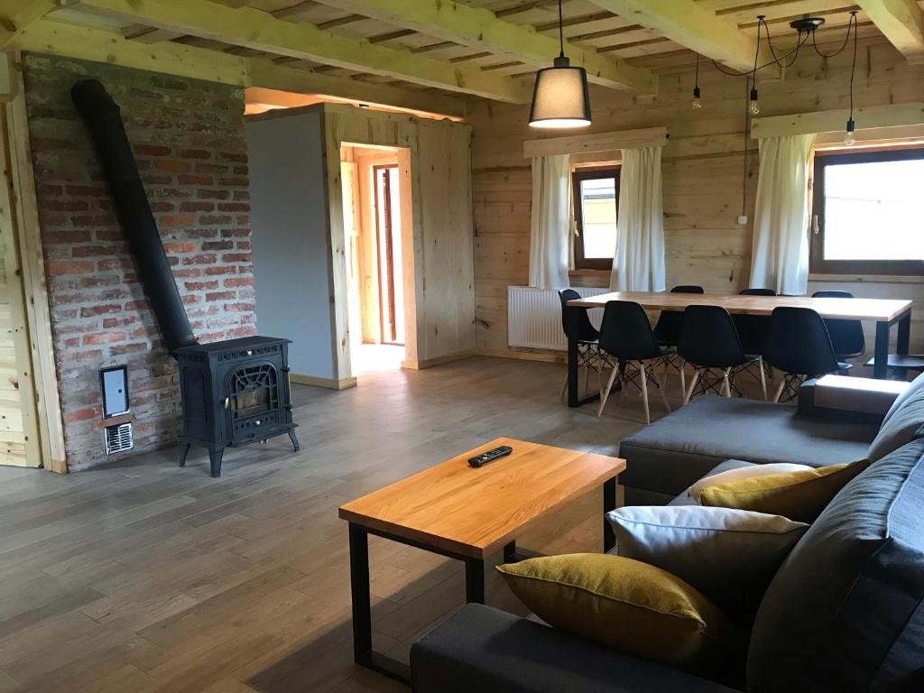 Bieszczadzkie Chatki Willa Stasia in Ustrzyki Dolne, Poland