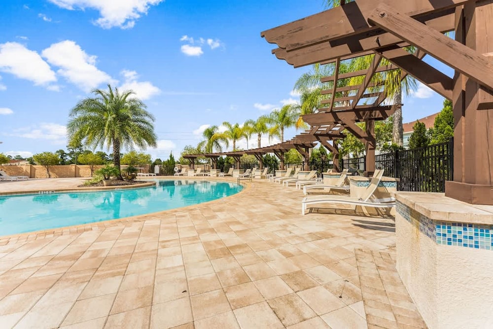 Beautiful 4 Br at West Lucaya Resort WL8979 - photo 45