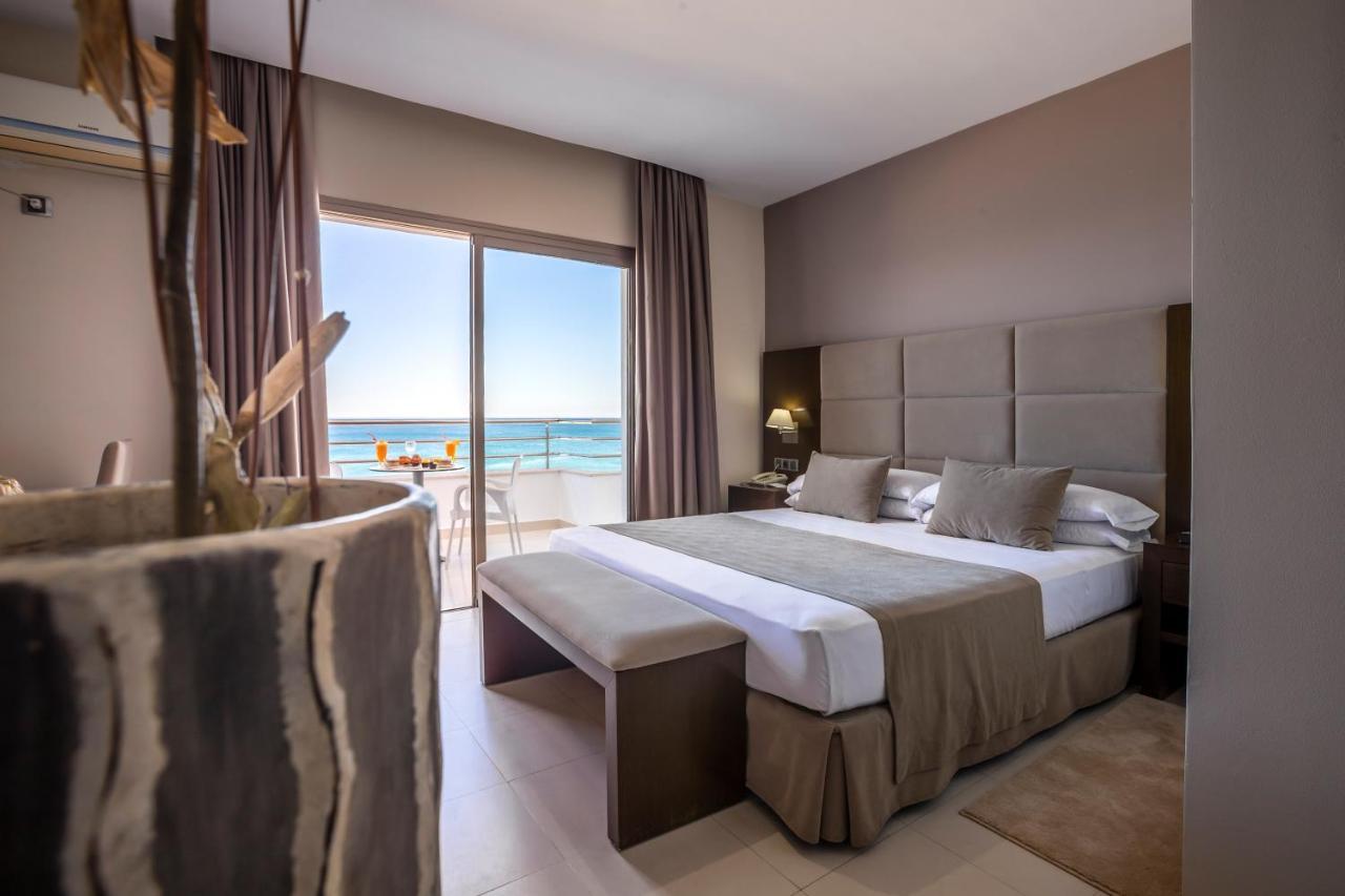 Suites Hôtel Omeya — hotel in Martil