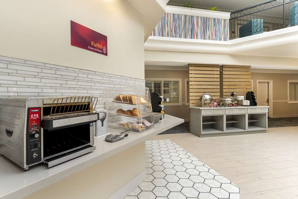 Best Western Plus All Suites Inn - photo 7