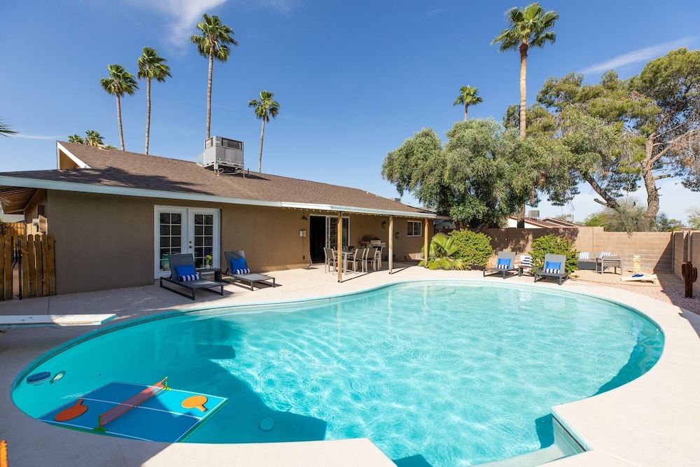 West Ridge by Avantstay Pool Fire Pit Al Fresco Dining 7 Mins to Downtown - photo 19