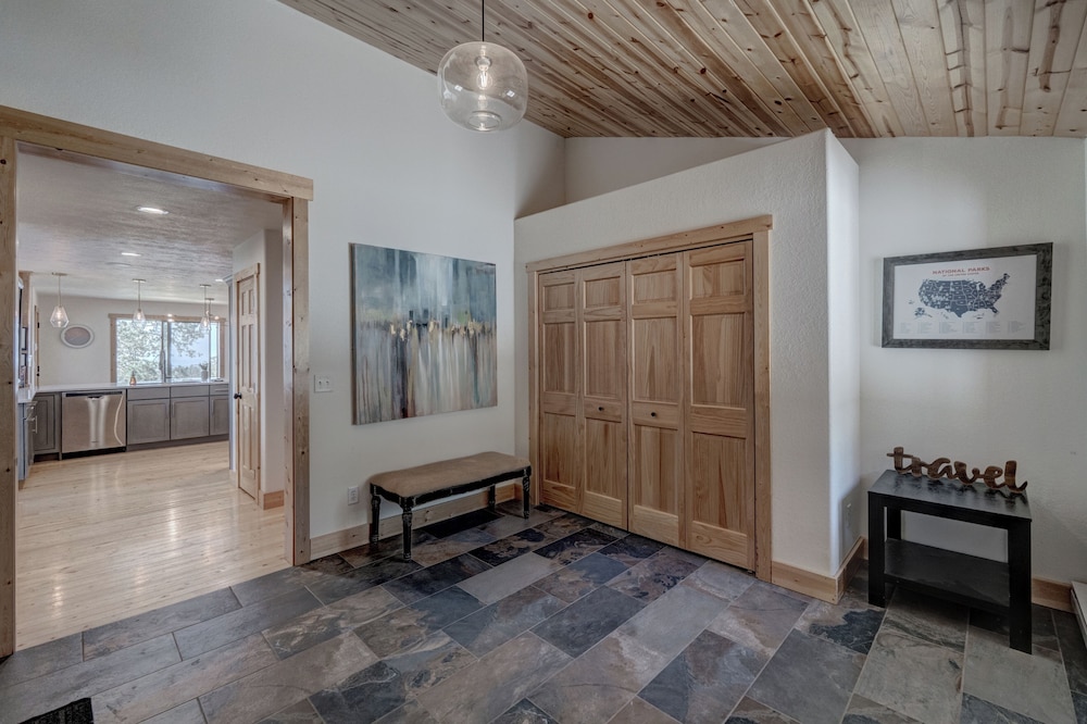 Little Hope Chalet at Terry Peak Ski Resort - photo 3
