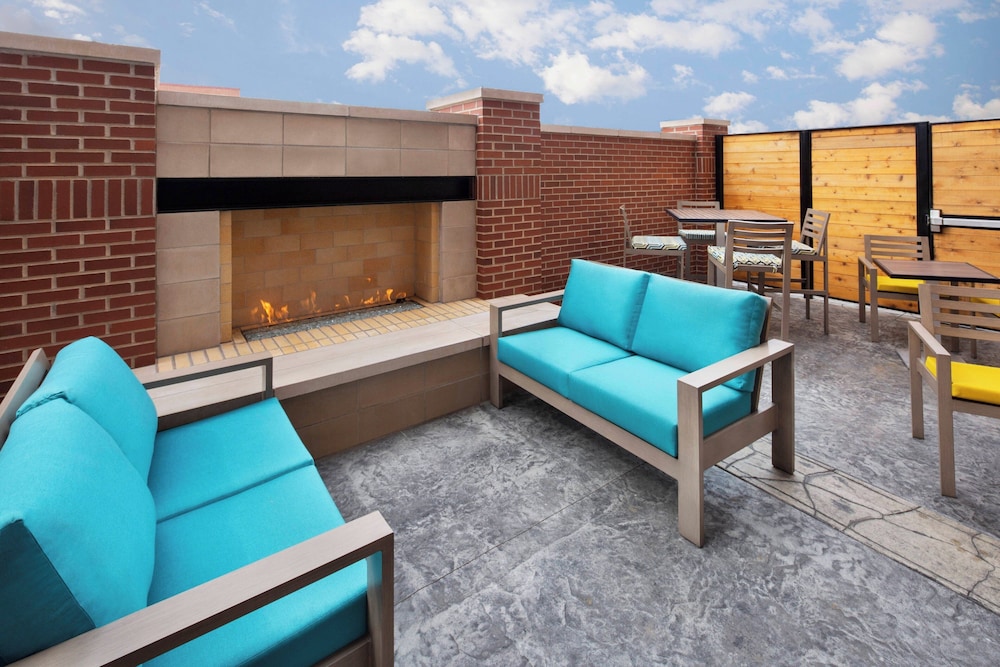 Courtyard by Marriott Cape Girardeau Downtown - photo 23