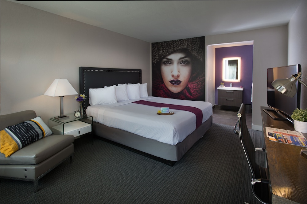Hotel Iris San Diego - photo 14