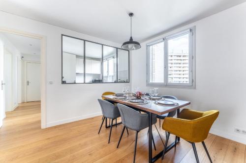 Paris 16 Appartement entier Chez Penny — 4-Star Luxury Hotel in Paris, France