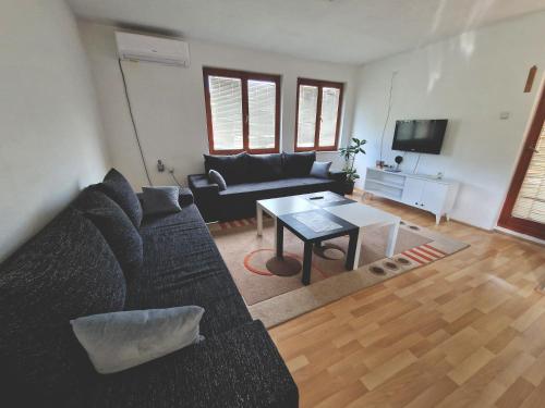 Apartman Komfor — 4-Star Luxury Hotel in Banja Luka, Bosnia and Herzegovina