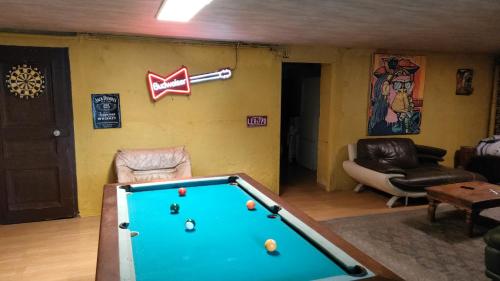 Ambiance Bar — hotel in Argenteuil