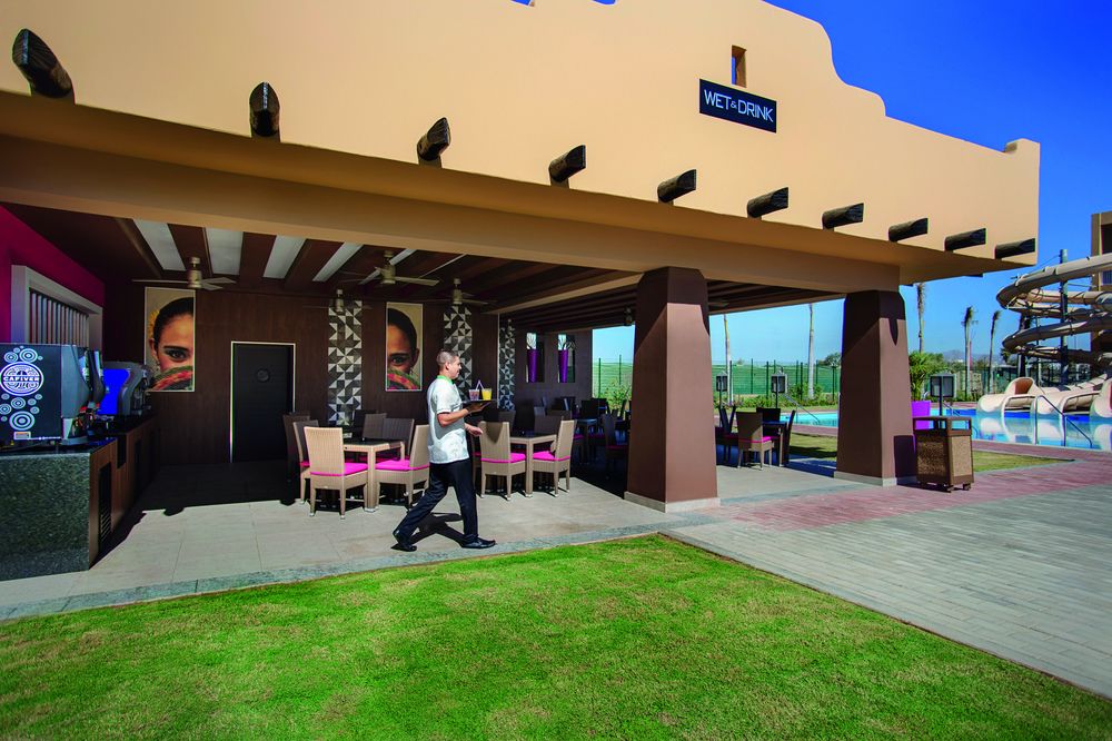 Hotel Bar