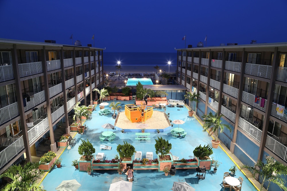 Flagship Oceanfront Hotel — hotel in Ocean City