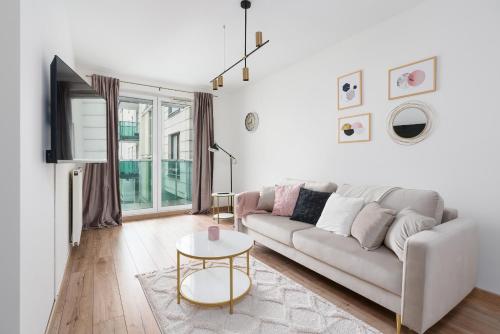 Arena Lux Apartment Kasprowicz Park by Renters Prestige — 4-Star Luxury Hotel in Poznan, Poland