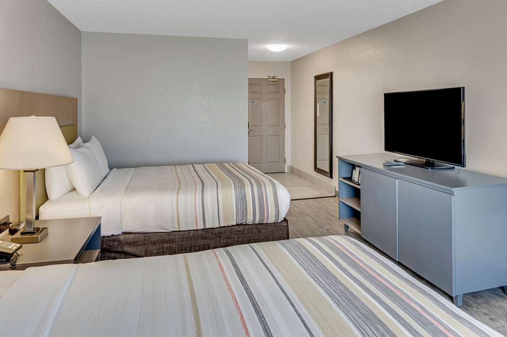 Country Inn & Suites by Radisson Grand Rapids Airport MI - photo 14