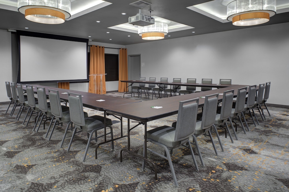 Holiday Inn Windsor Wine Country by IHG - photo 25