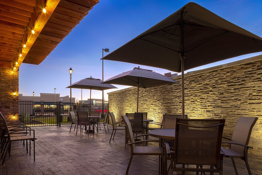 Fairfield Inn & Suites by Marriott Denver Airport at Gateway Park - photo 53