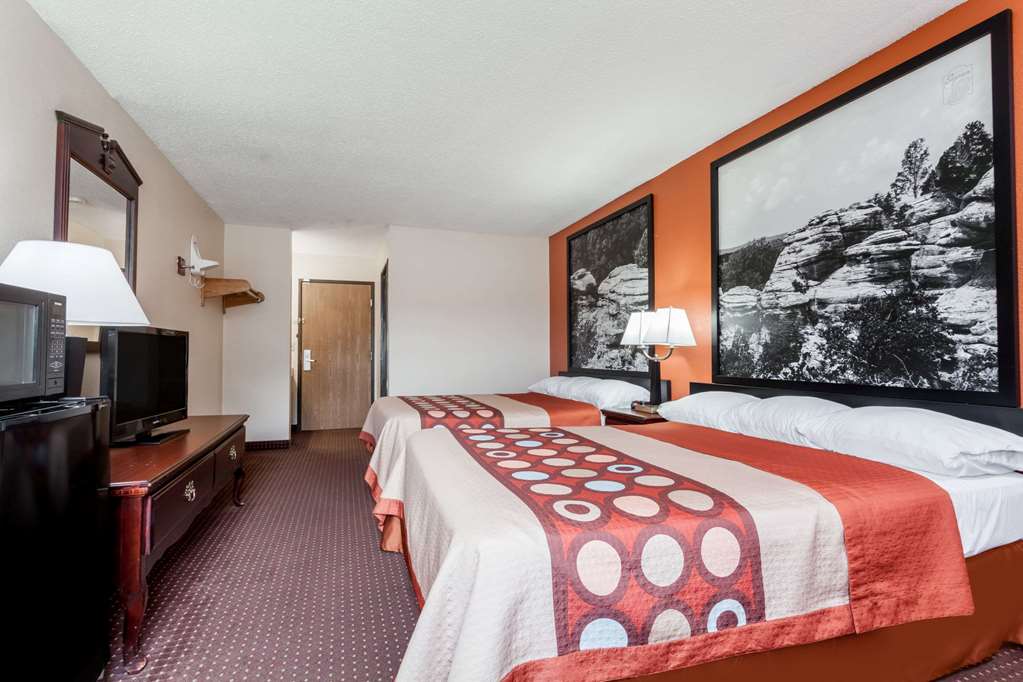 Super 8 by Wyndham Harrisburg - photo 8