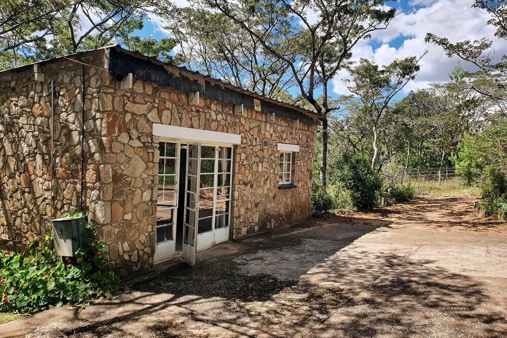 Beautiful 1 Bed Cottage In Juliasdale 18108957 — Nyanga
