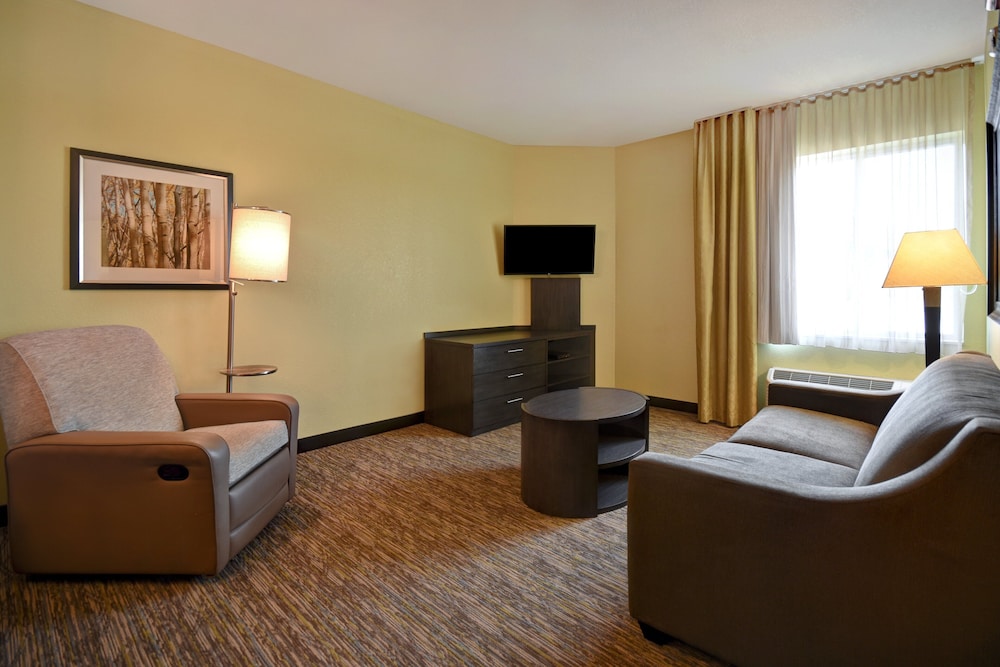 Candlewood Suites St. Clairsville by IHG - photo 11