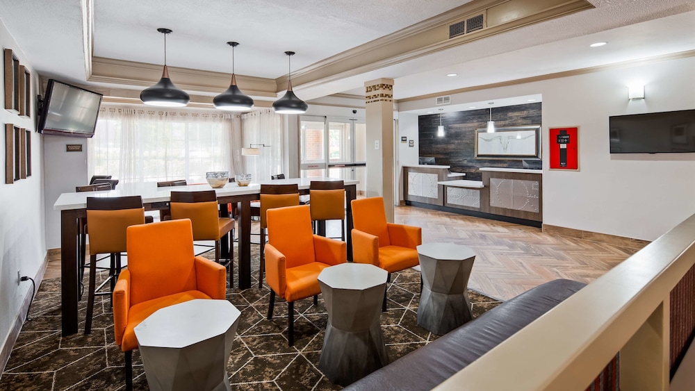 Landmark Hotel Dallas Addison - photo 2