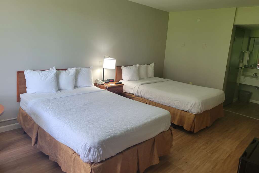 Days Inn by Wyndham Valdosta Near Valdosta Mall - photo 8