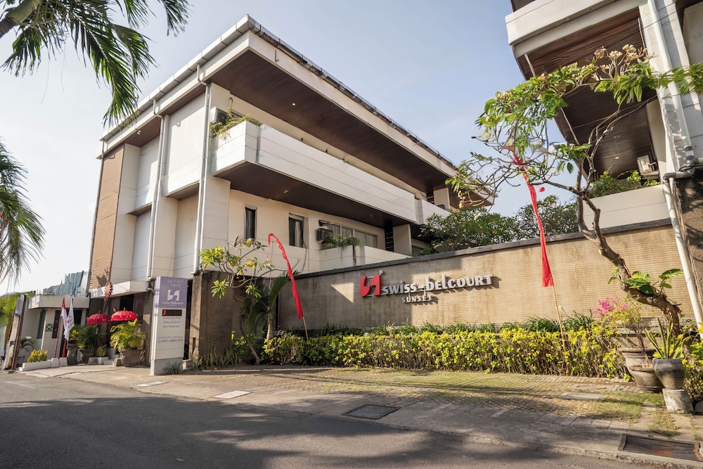 Swiss Belcourt Sunset in Seminyak, Indonesia