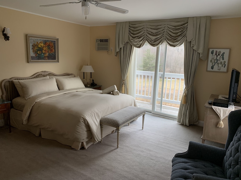 The Copperhood Retreat & Spa - photo 10
