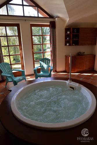 Pávakakas Vendégház in Vac, Hungary