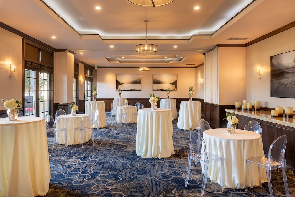 Juniper Hotel Cupertino Curio Collection by Hilton - photo 41
