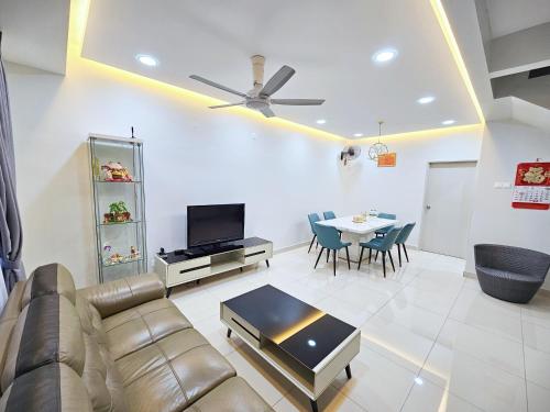 Entire Home at Indahpura Kulai — 4-Star Luxury Hotel in Kulai, Malaysia