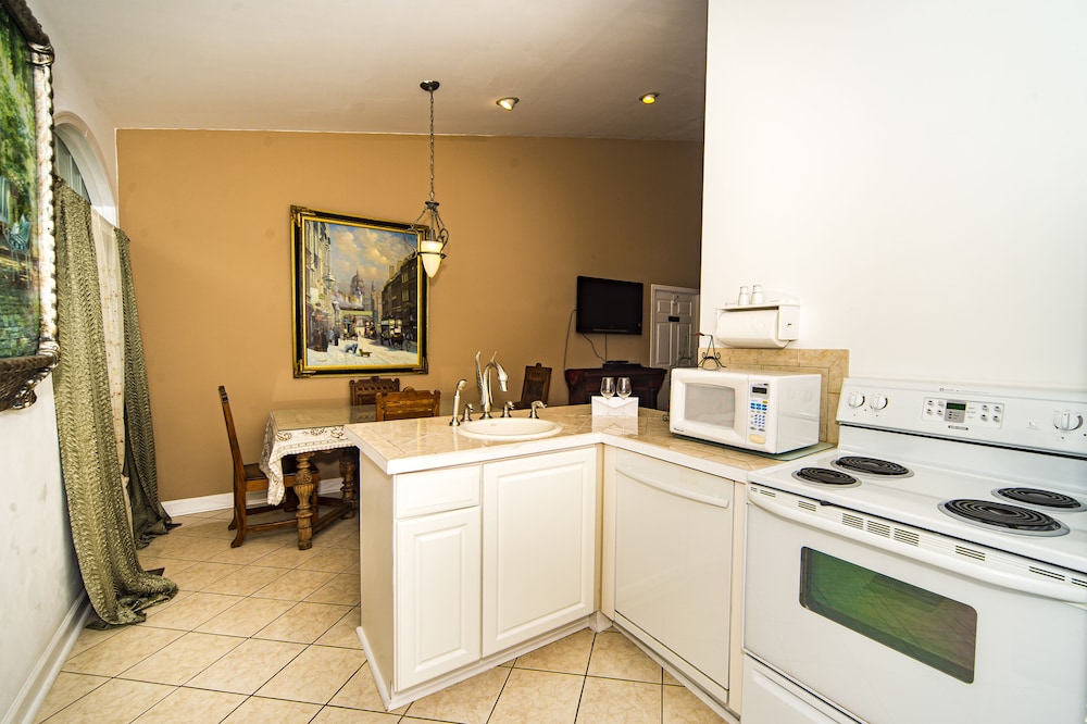 Stone Manor Boutique Inn - photo 20