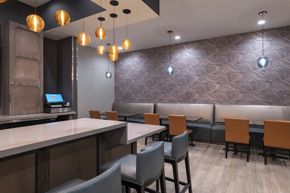TownePlace Suites by Marriott Dallas DFW Airport North Irving - photo 31