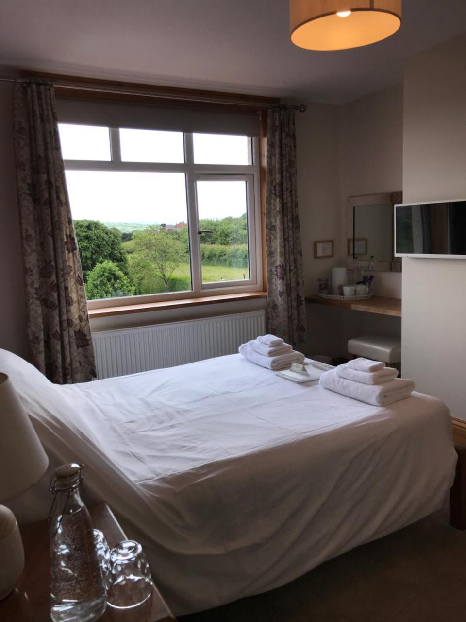 Mooredge Guest House