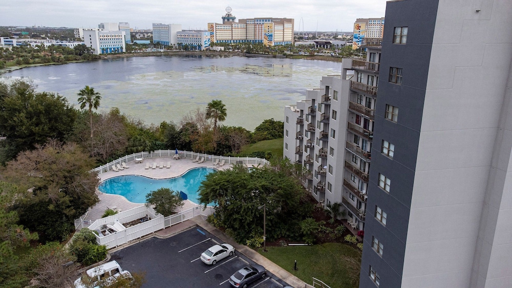 The Enclave Hotel and Suites - photo 35