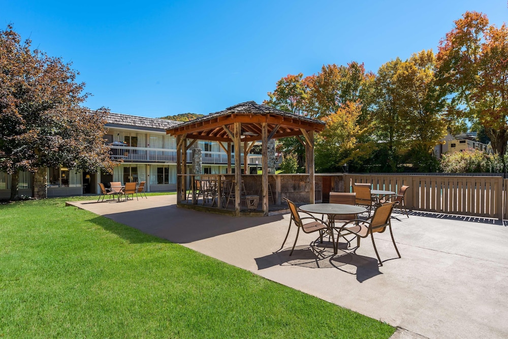 Best Western Mountain Lodge at Banner Elk - photo 48
