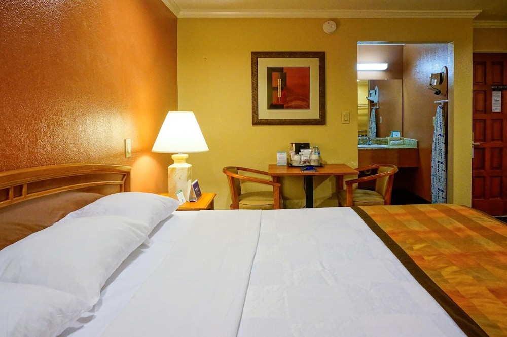 Hotel Parmani - photo 30