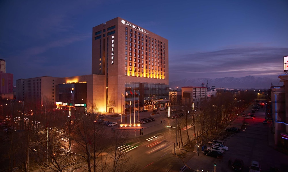 DoubleTree by Hilton Hotel Qinghai Golmud in Golmud, People's Republic of China