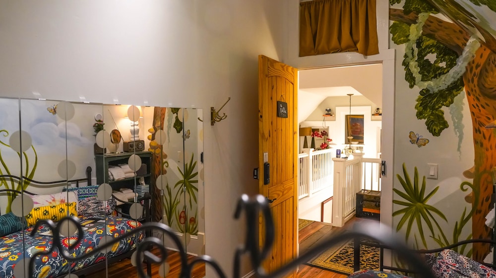 Isetta Inn - photo 44