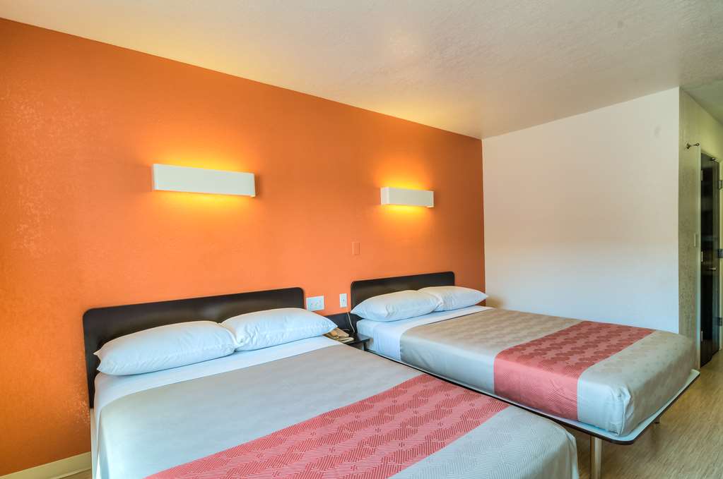 Motel 6 Arlington Heights IL Chicago North Central - photo 11