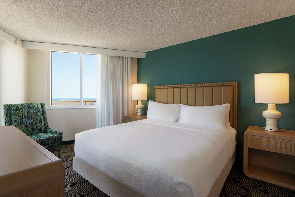 Embassy Suites by Hilton Deerfield Beach Resort & Spa - photo 14