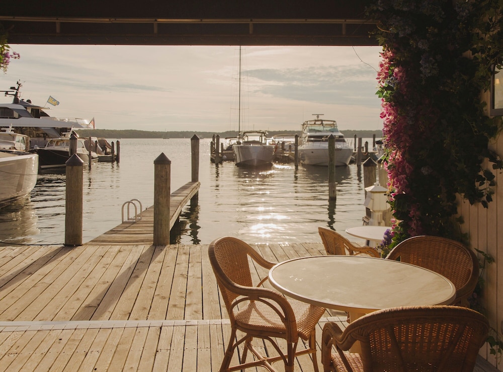 EHP Resort & Marina - photo 98